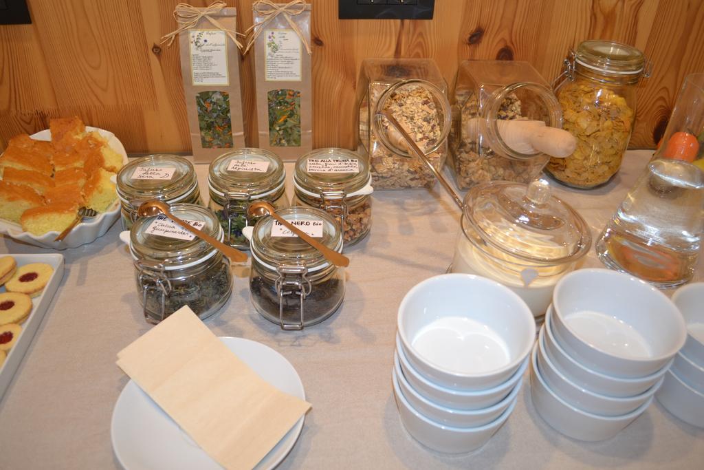 コマーノ・テルメ Casariga Bed & Breakfast 部屋 写真